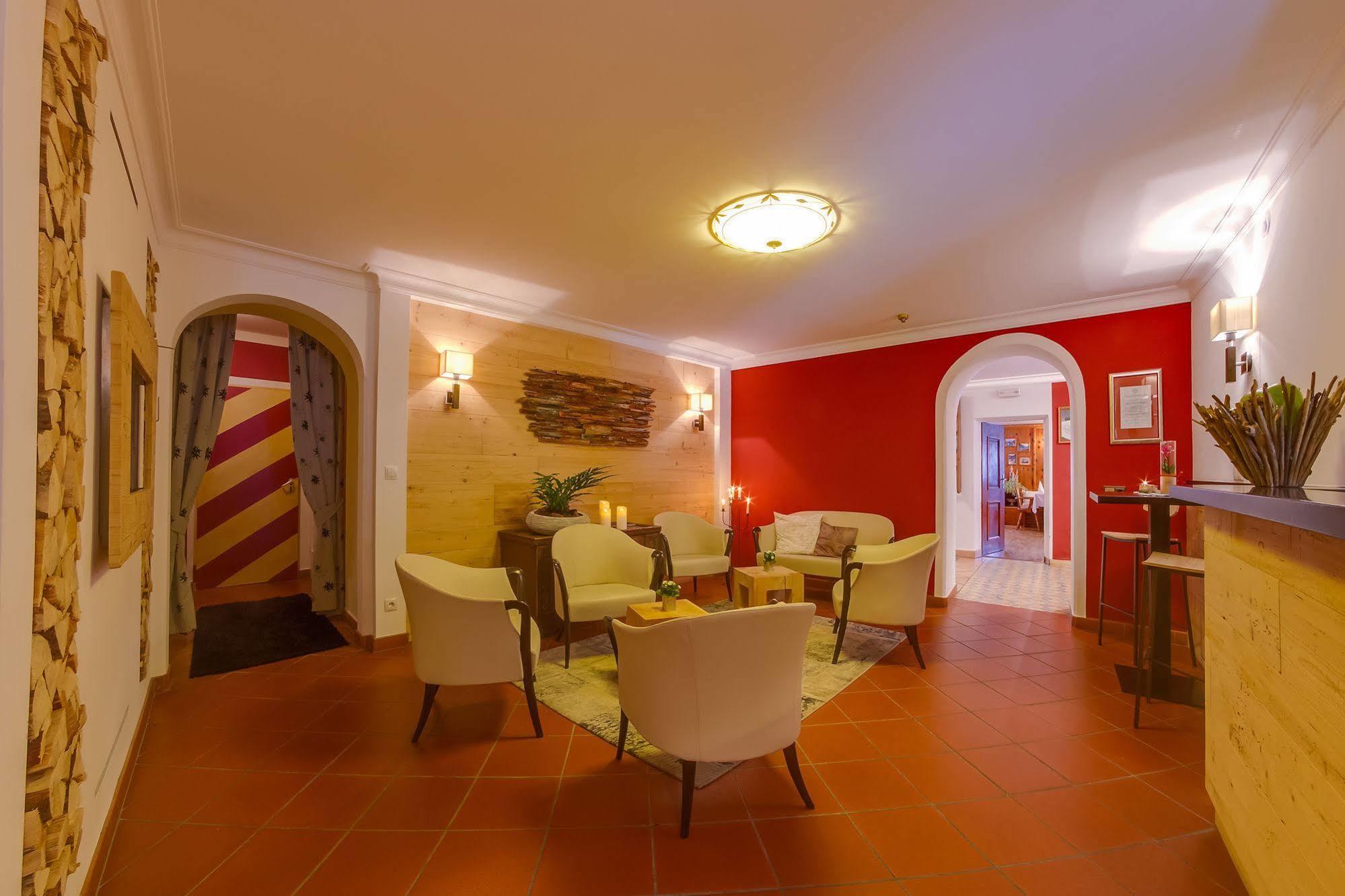 Hotel Berger Superior Riva di Tures Esterno foto
