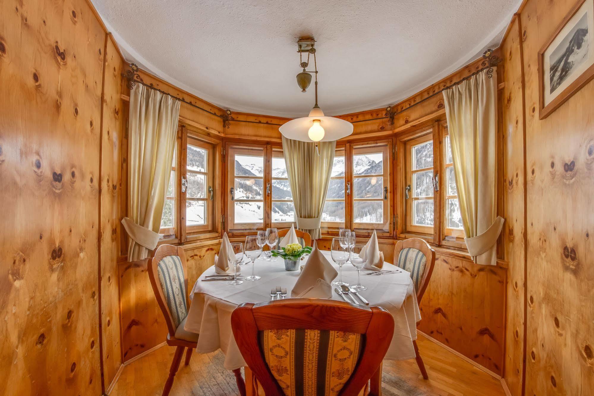 Hotel Berger Superior Riva di Tures Esterno foto